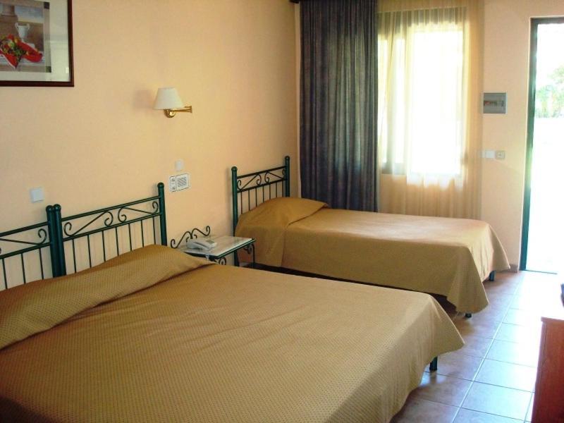 Mare Monte Beach Hotel Georgioupoli Room photo
