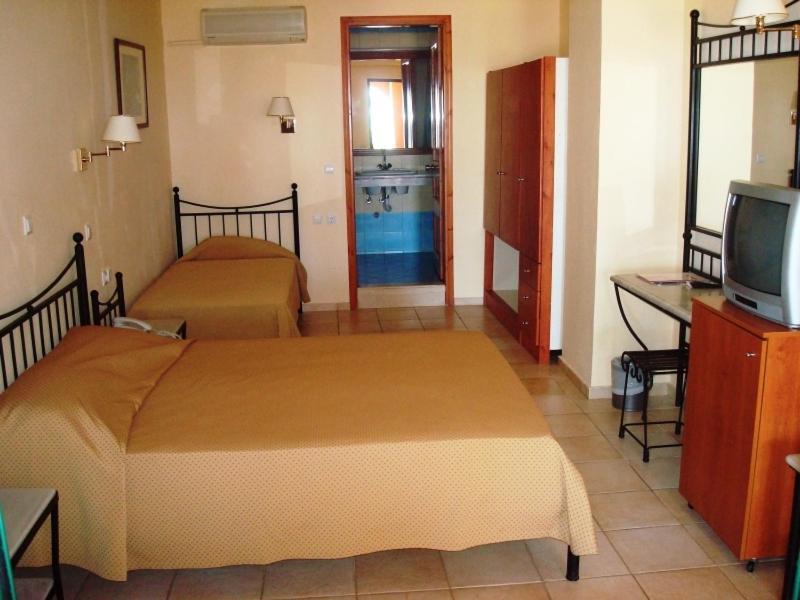 Mare Monte Beach Hotel Georgioupoli Room photo