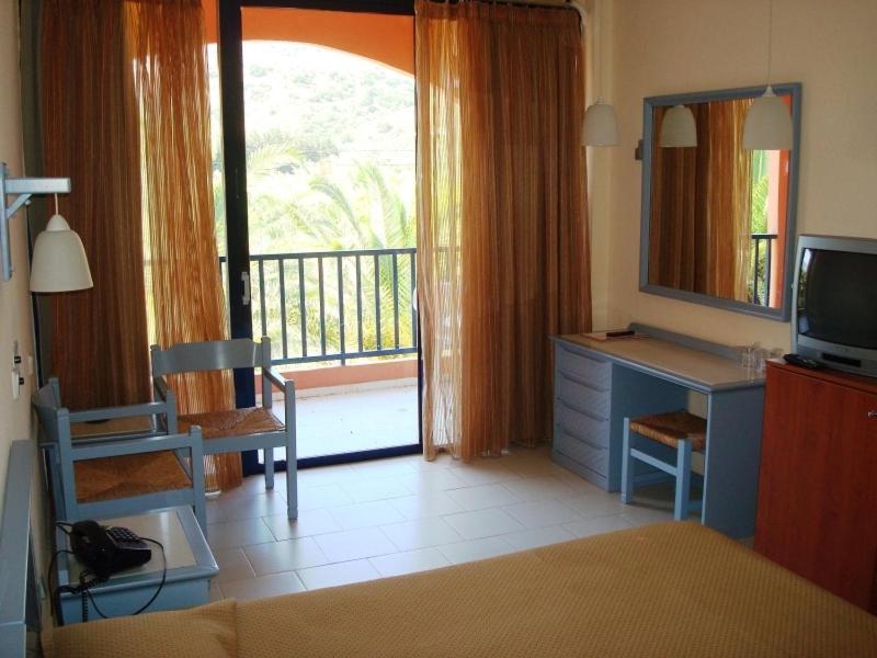 Mare Monte Beach Hotel Georgioupoli Room photo